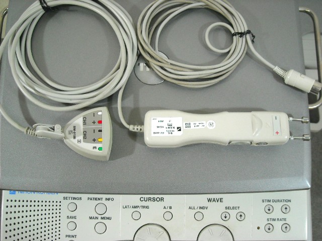 Electromyogram measuring device/EMG
